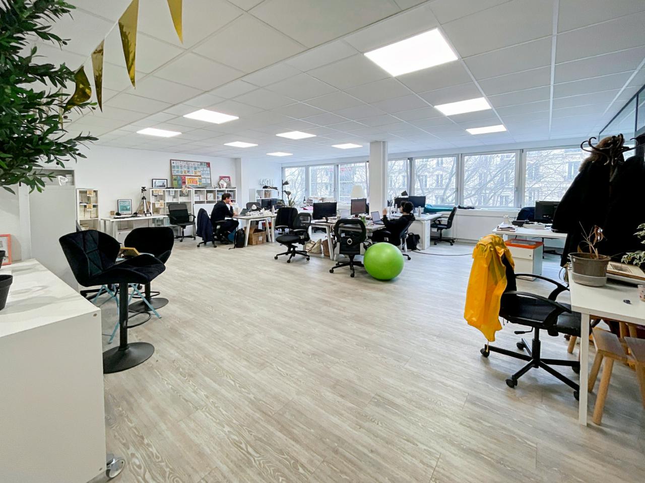 Bureau Paris 720m² Location bureau Paris OLBUR2419979 2